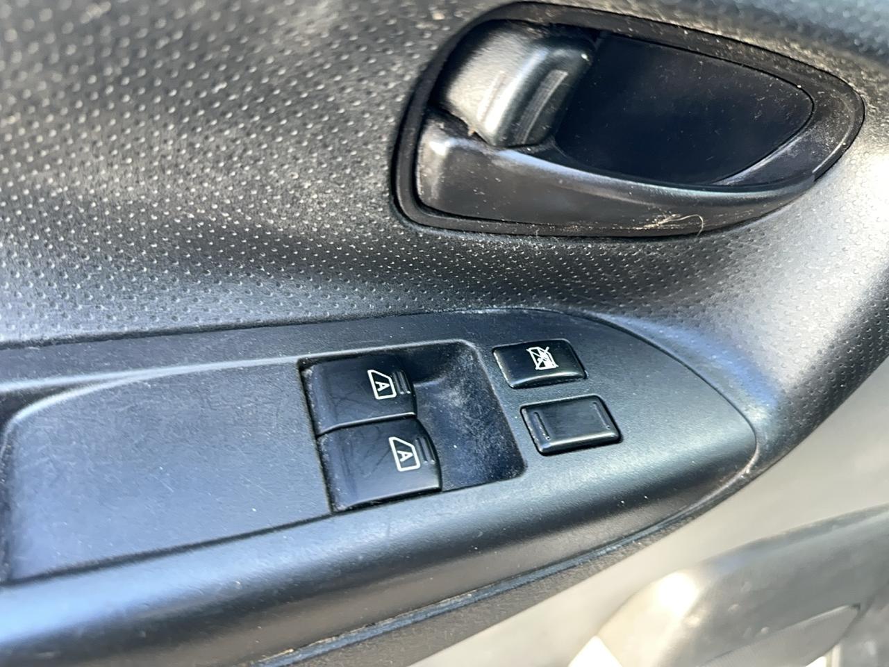 2017 Nissan NV200 S Photo