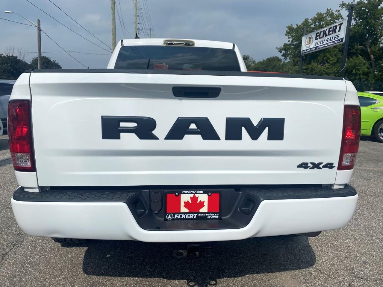 2019 RAM 1500 Classic Express with SUNROOF!! Photo