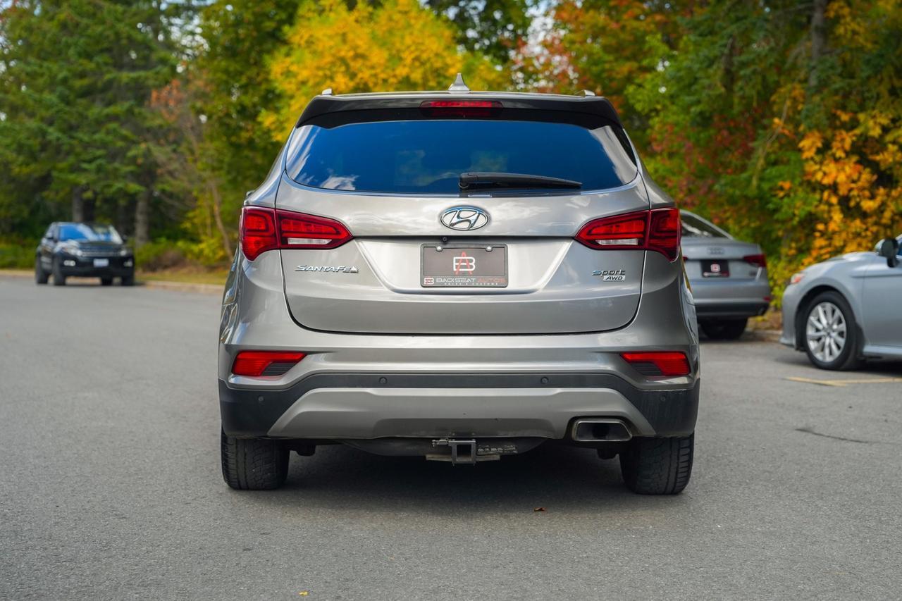 2018 Hyundai Santa Fe Sport 2.4 AWD Photo