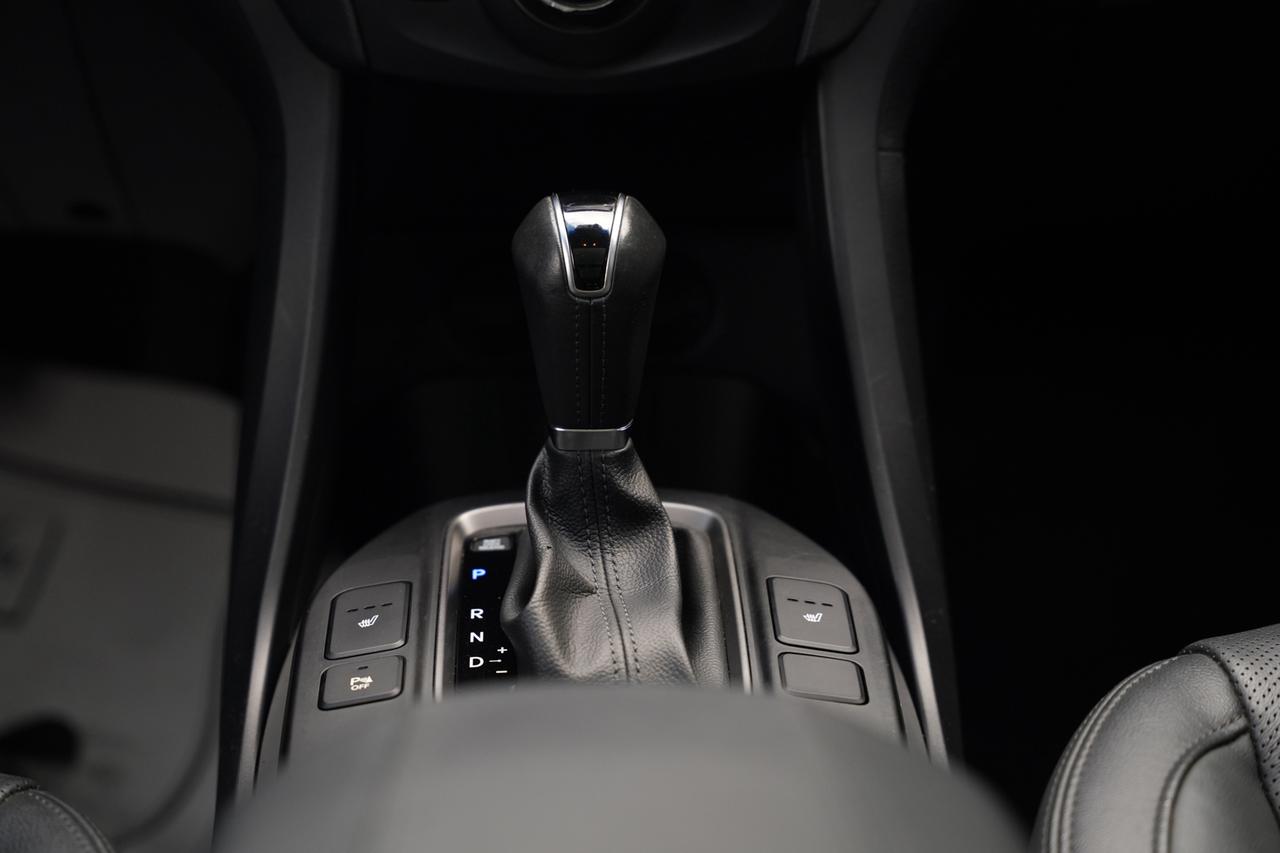 2018 Hyundai Santa Fe Sport 2.4 AWD Photo