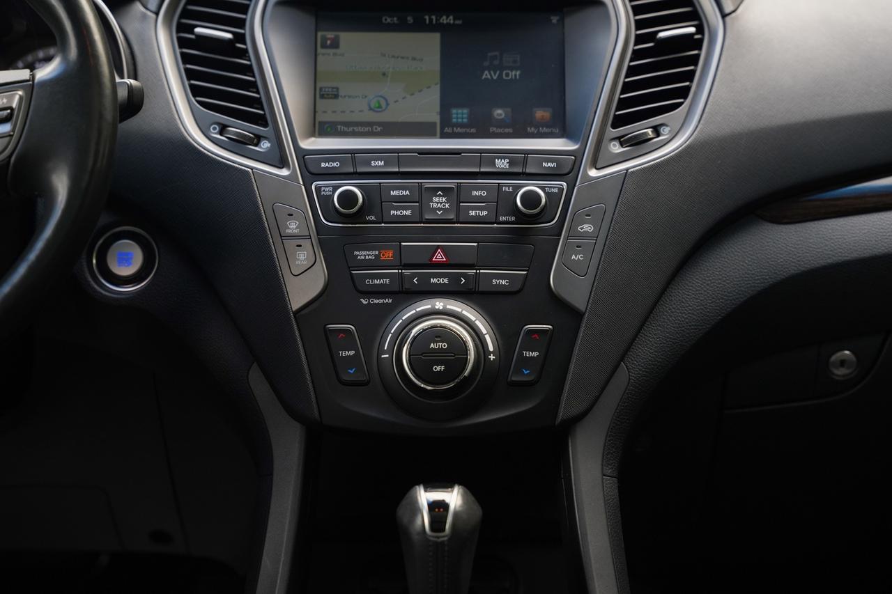 2018 Hyundai Santa Fe Sport 2.4 AWD Photo