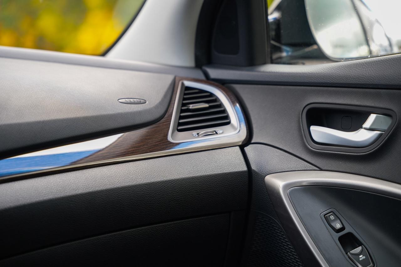 2018 Hyundai Santa Fe Sport 2.4 AWD Photo