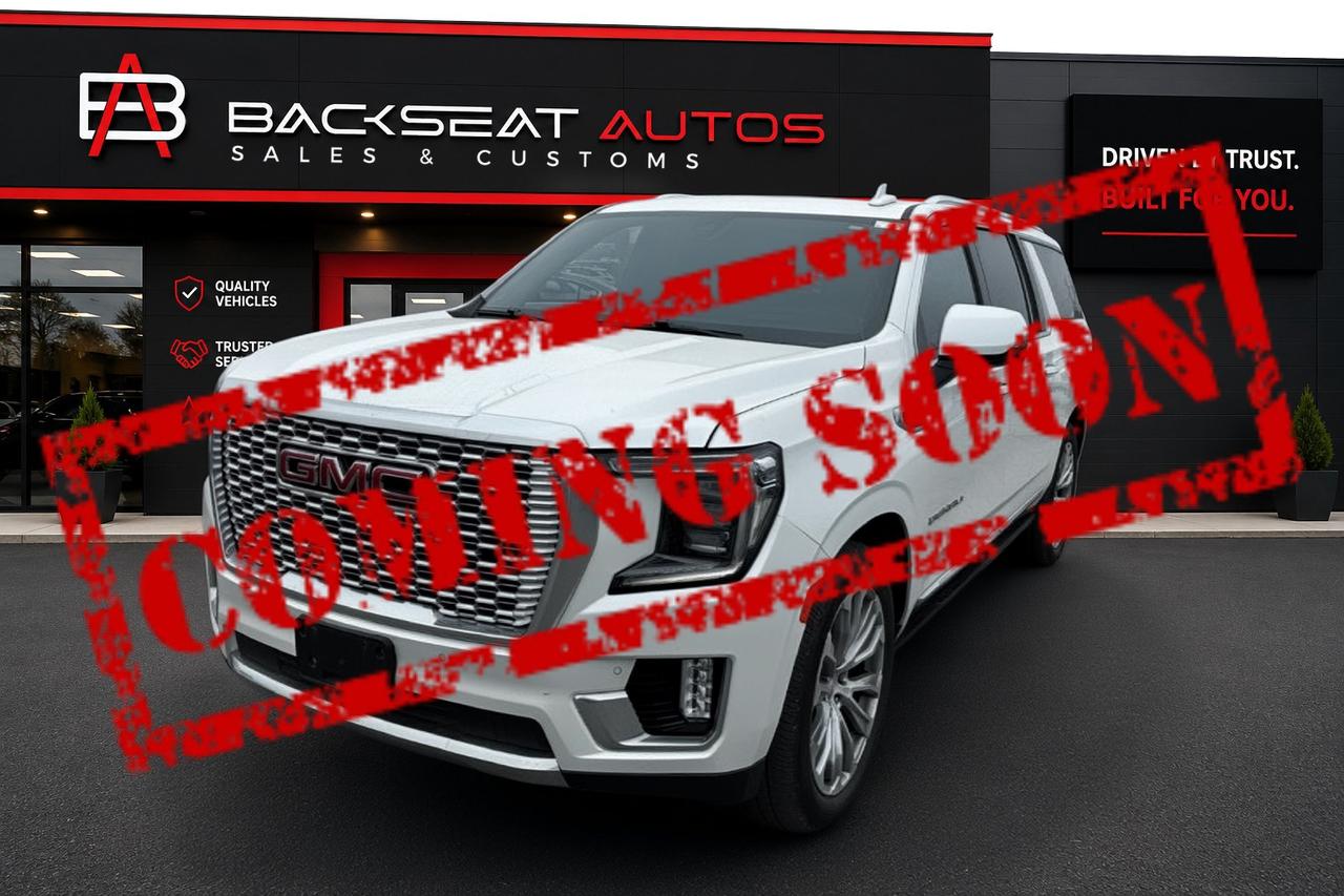2022 GMC Yukon XL Denali 4WD - Photo #1