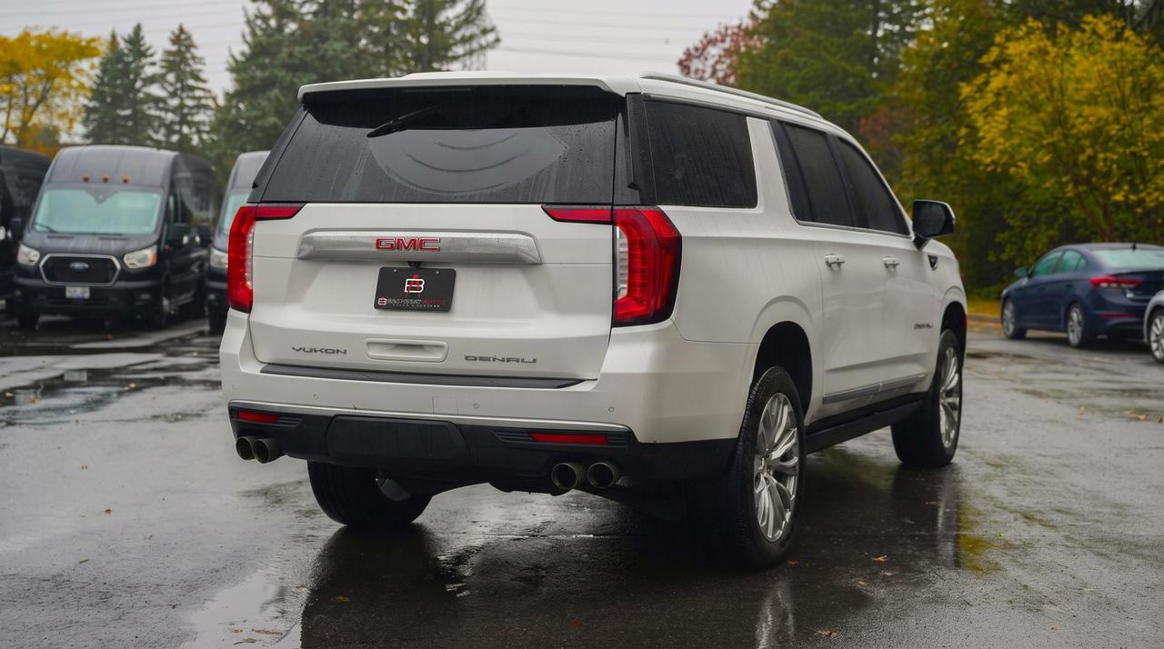 2022 GMC Yukon XL Denali 4WD Photo