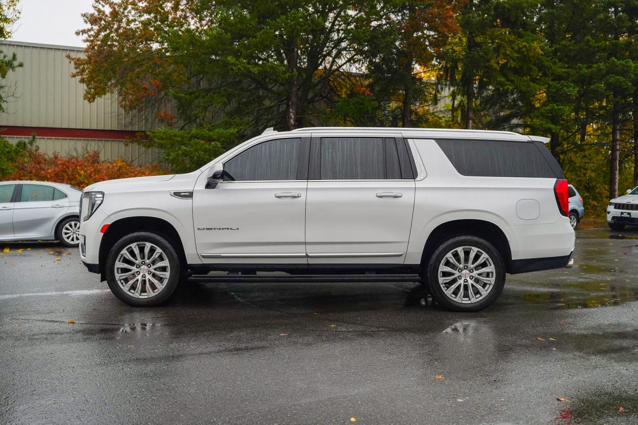 2022 GMC Yukon XL Denali 4WD Photo