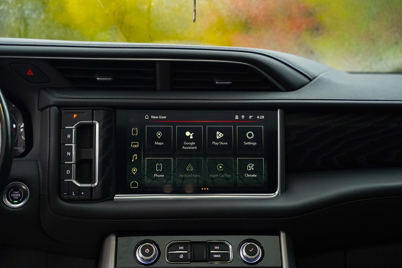 2022 GMC Yukon XL Denali 4WD Photo