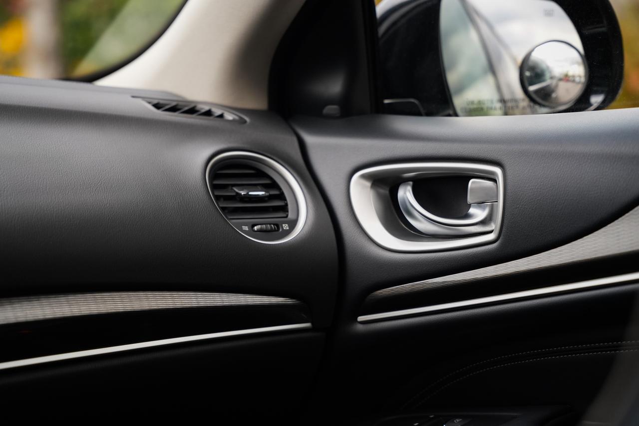 2019 Infiniti QX60 PURE AWD Photo