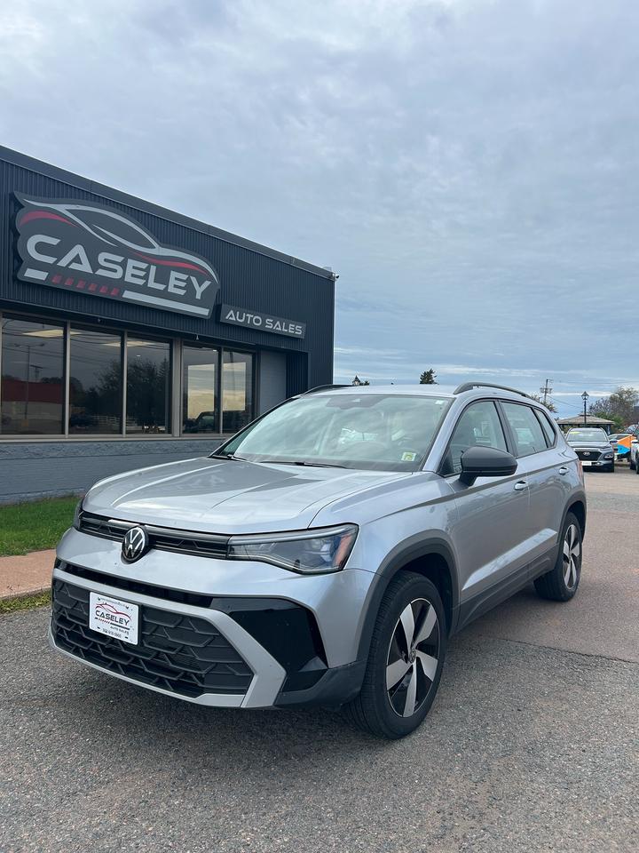 2025 Volkswagen Taos Trendline - Photo #1