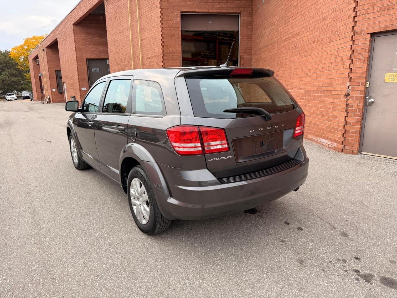 2017 Dodge Journey FWD 4dr Canada Value Pkg Photo