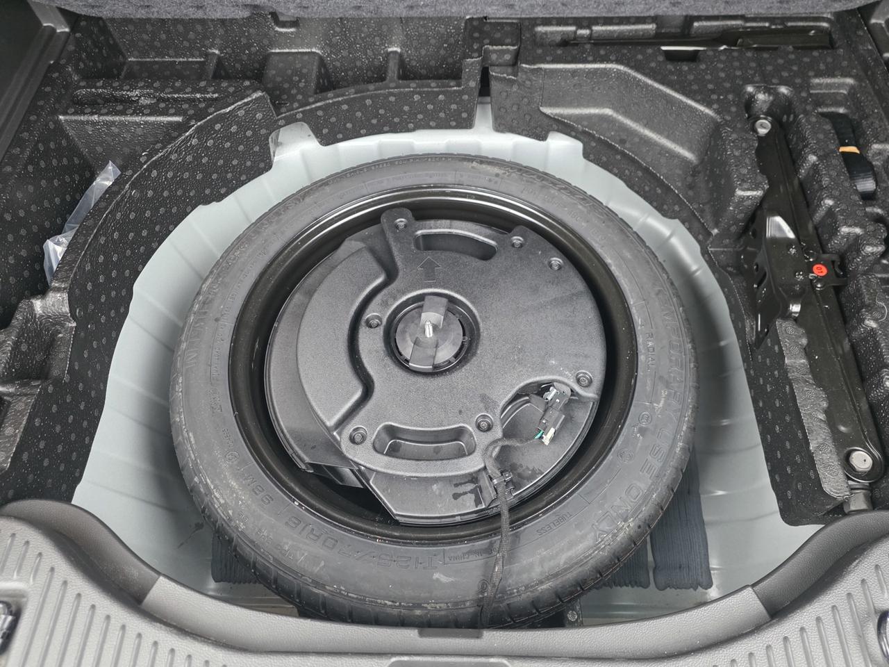 2019 Buick Encore Preferred FWD Photo