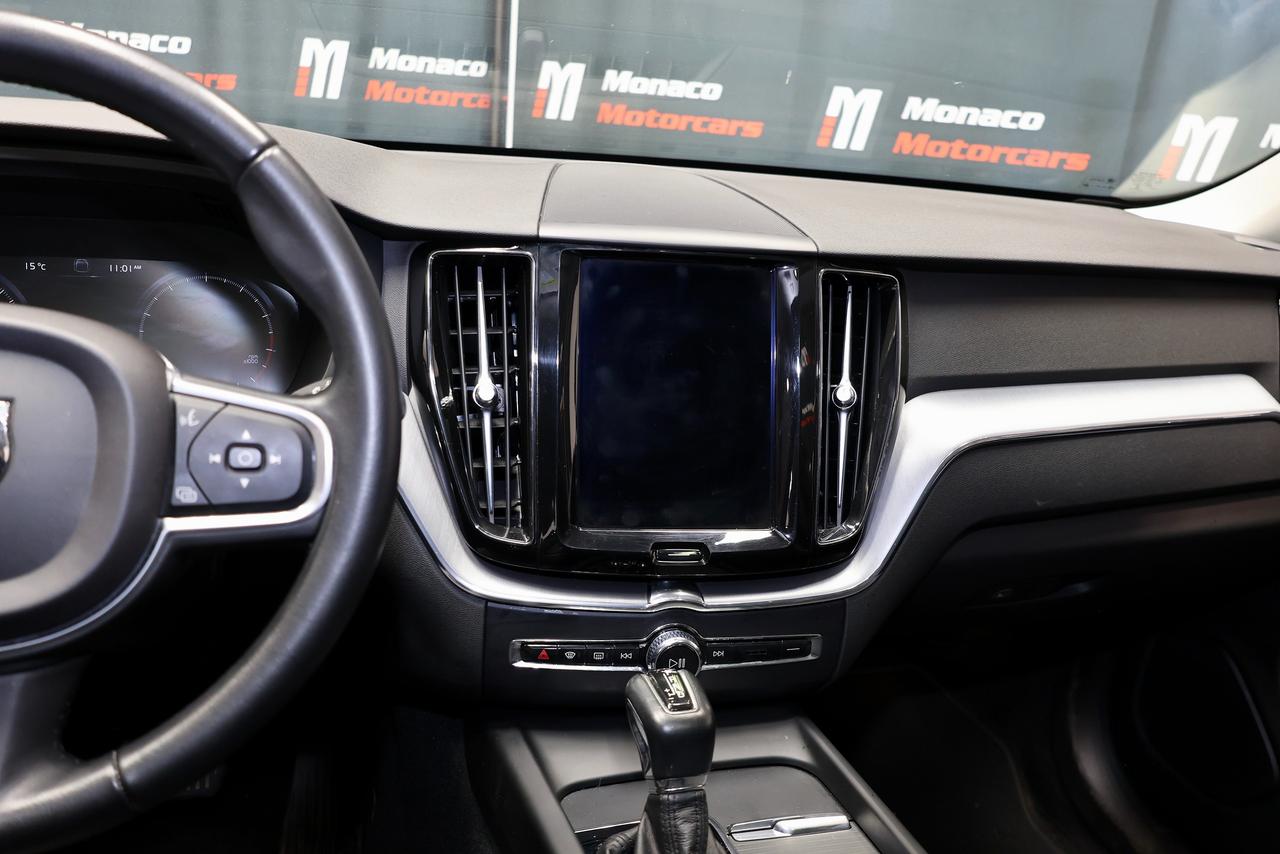 2019 Volvo XC60 T6 AWD - PANO|NAVI|CAMERA|LANEKEEP Photo