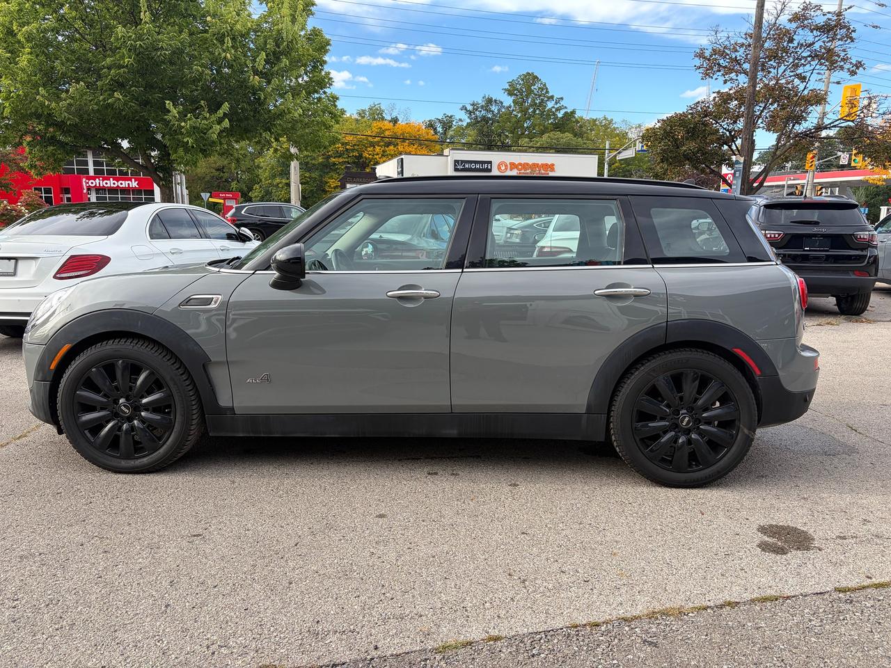 2018 MINI Cooper Clubman Cooper Photo
