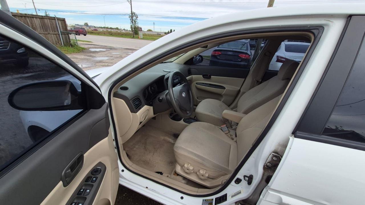 2006 Hyundai Accent GL, RUNS AND DRIVES GREAT, AS IS SPECIAL Photo