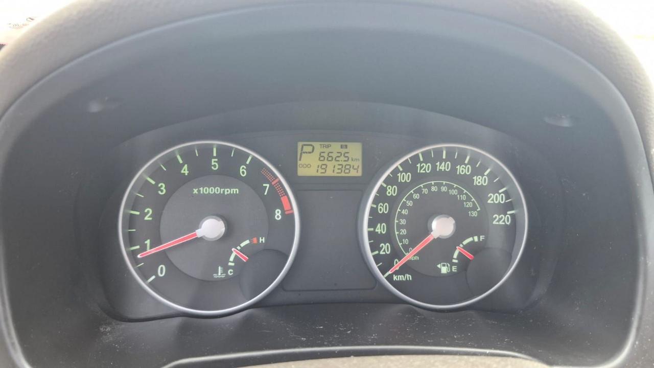 2006 Hyundai Accent GL, RUNS AND DRIVES GREAT, AS IS SPECIAL Photo