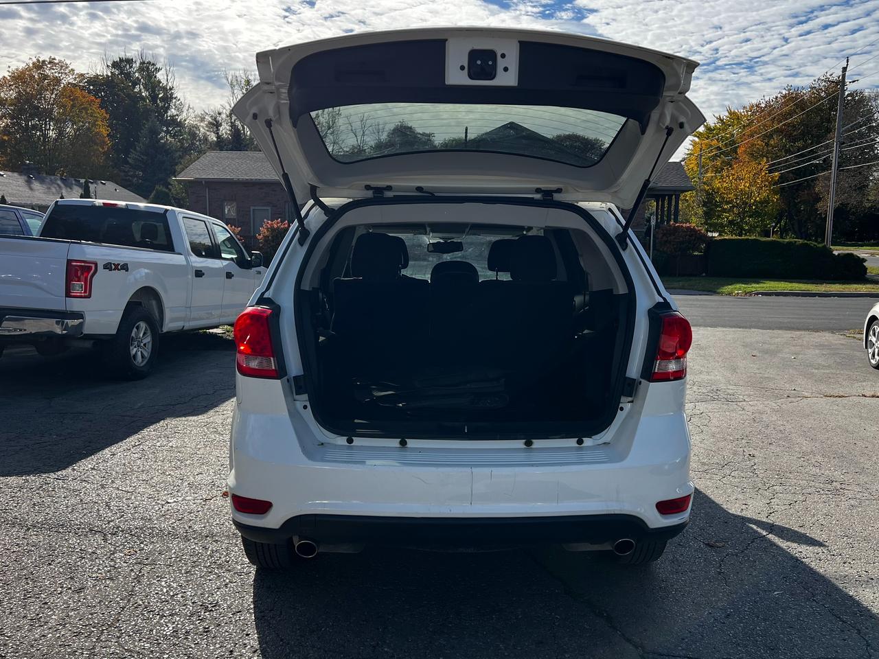 2015 Dodge Journey FWD 4DR SXT Photo