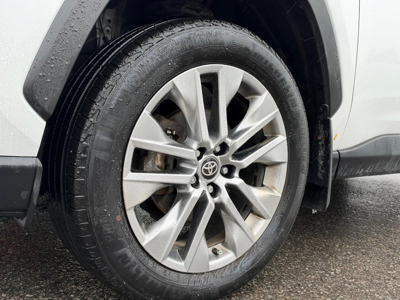 2024 Toyota RAV4 Limited TOP OF THE LINE-LIMITED! Photo5