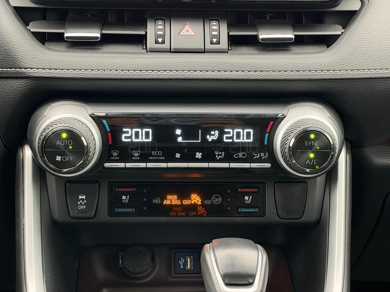 2024 Toyota RAV4 Limited TOP OF THE LINE-LIMITED! Photo