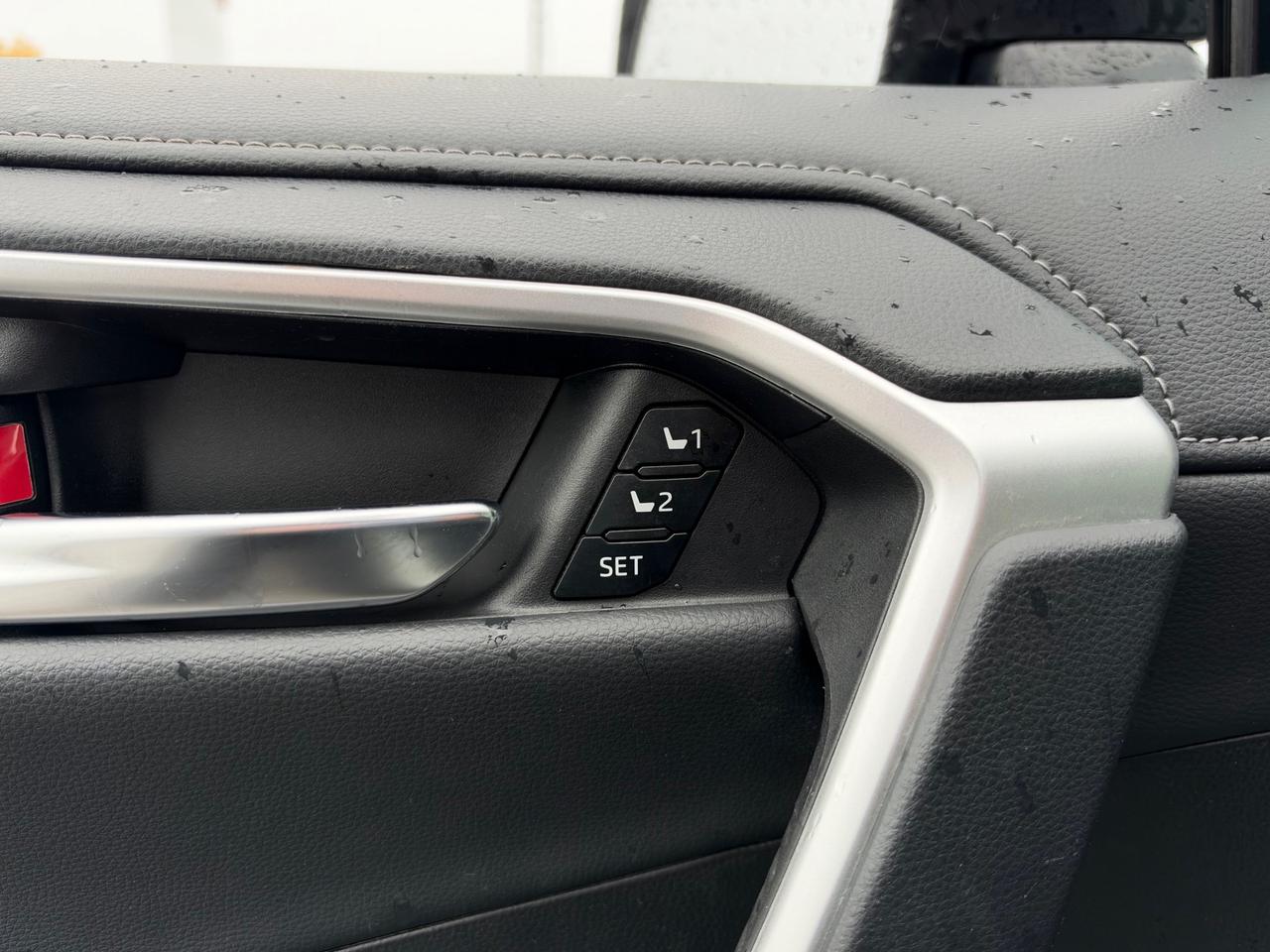 2024 Toyota RAV4 Limited TOP OF THE LINE-LIMITED! Photo