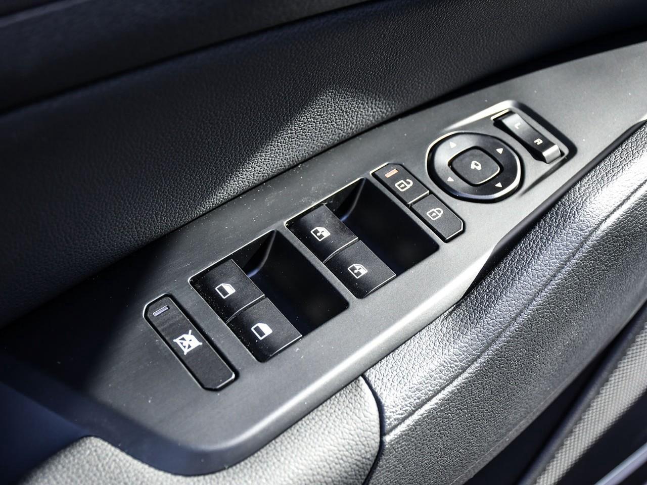 2026 Kia Sportage EX Premium w/Black Interior Photo