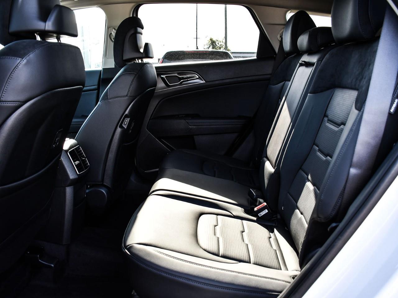 2026 Kia Sportage EX Premium w/Black Interior Photo