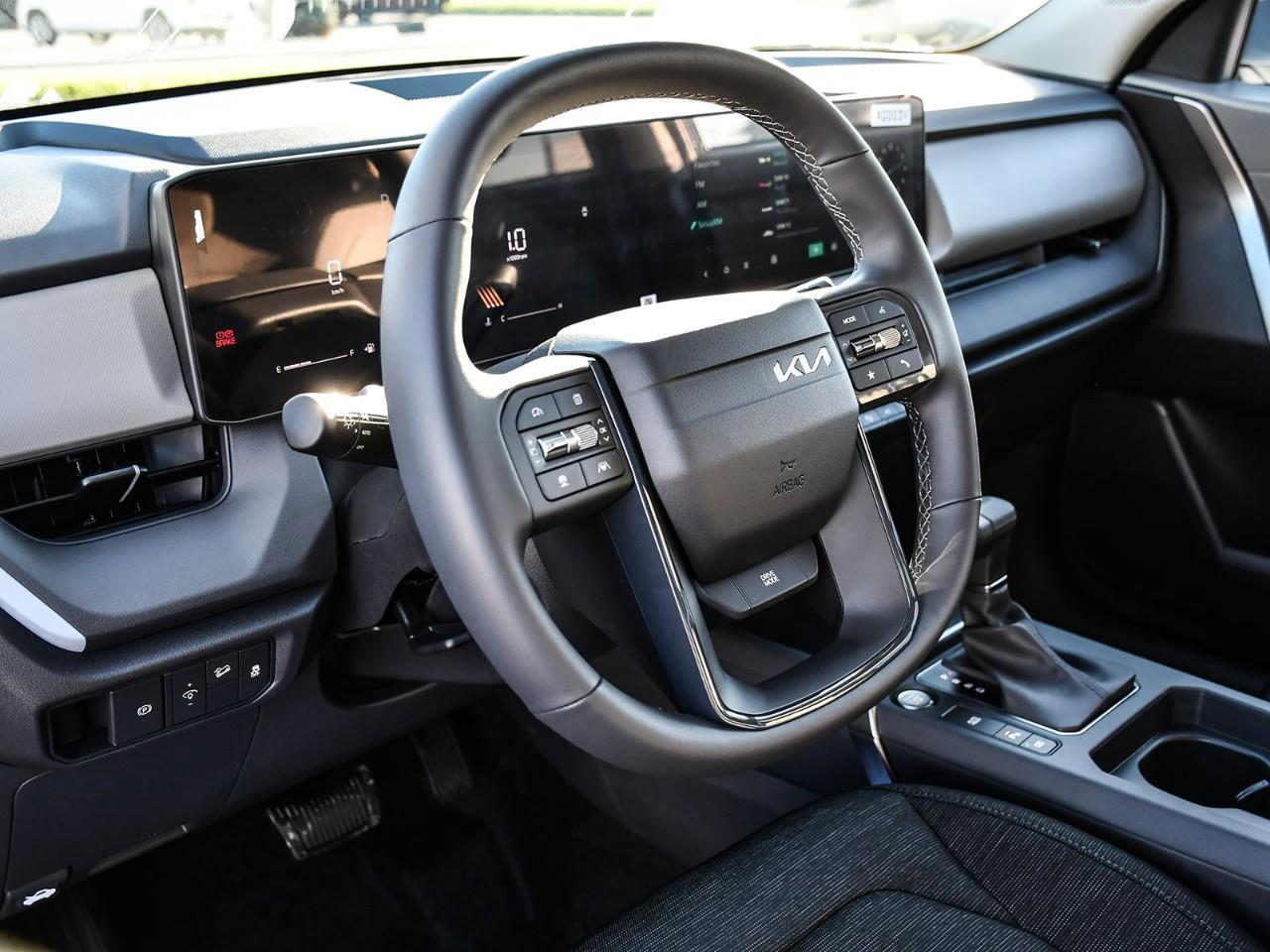 2027 Kia Seltos LX Photo