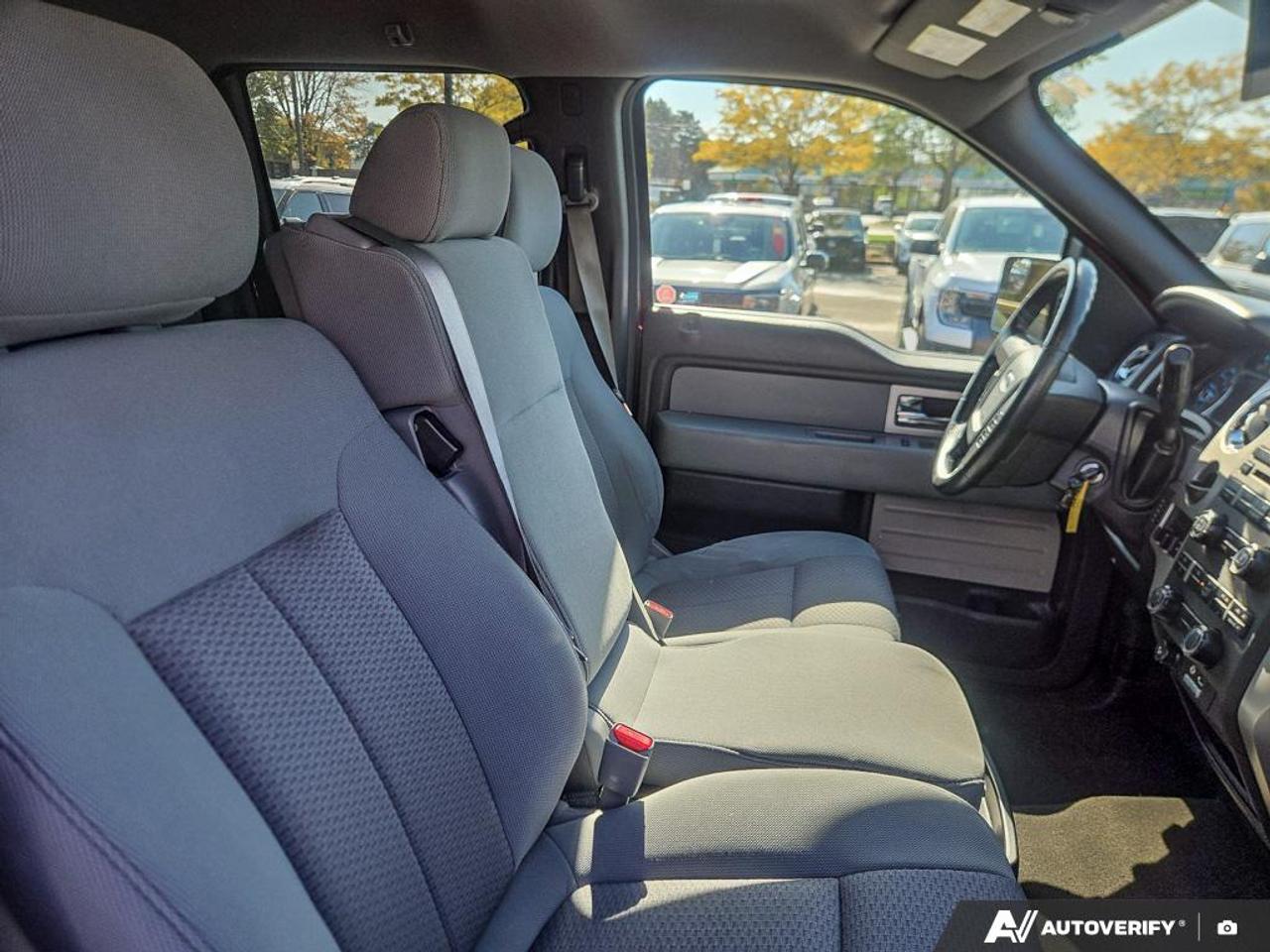 2011 Ford F-150 XLT ONE OWNER | LOW KM'S! | 6 SEATS Photo