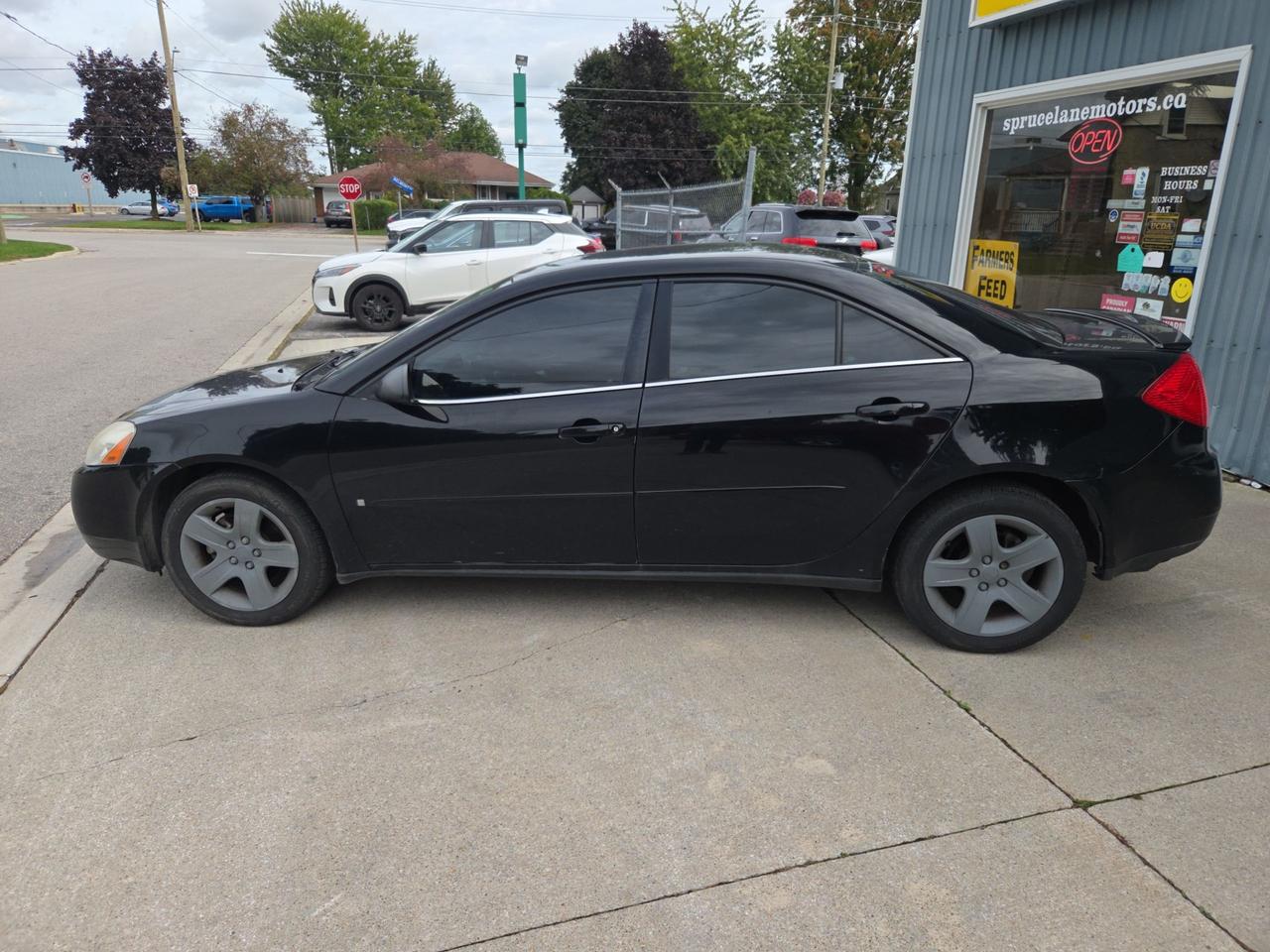 2007 Pontiac G6 SE Photo