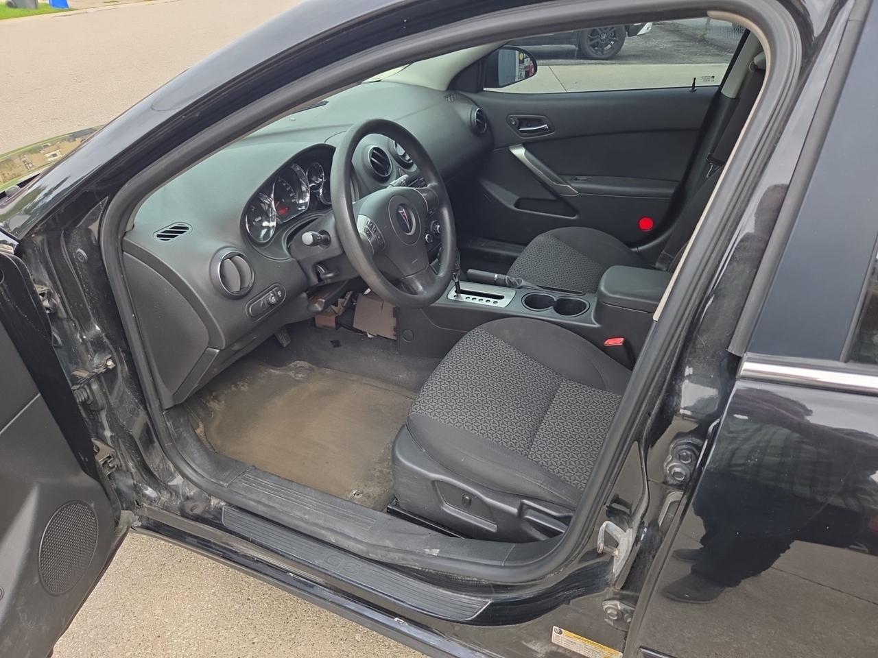 2007 Pontiac G6 SE Photo