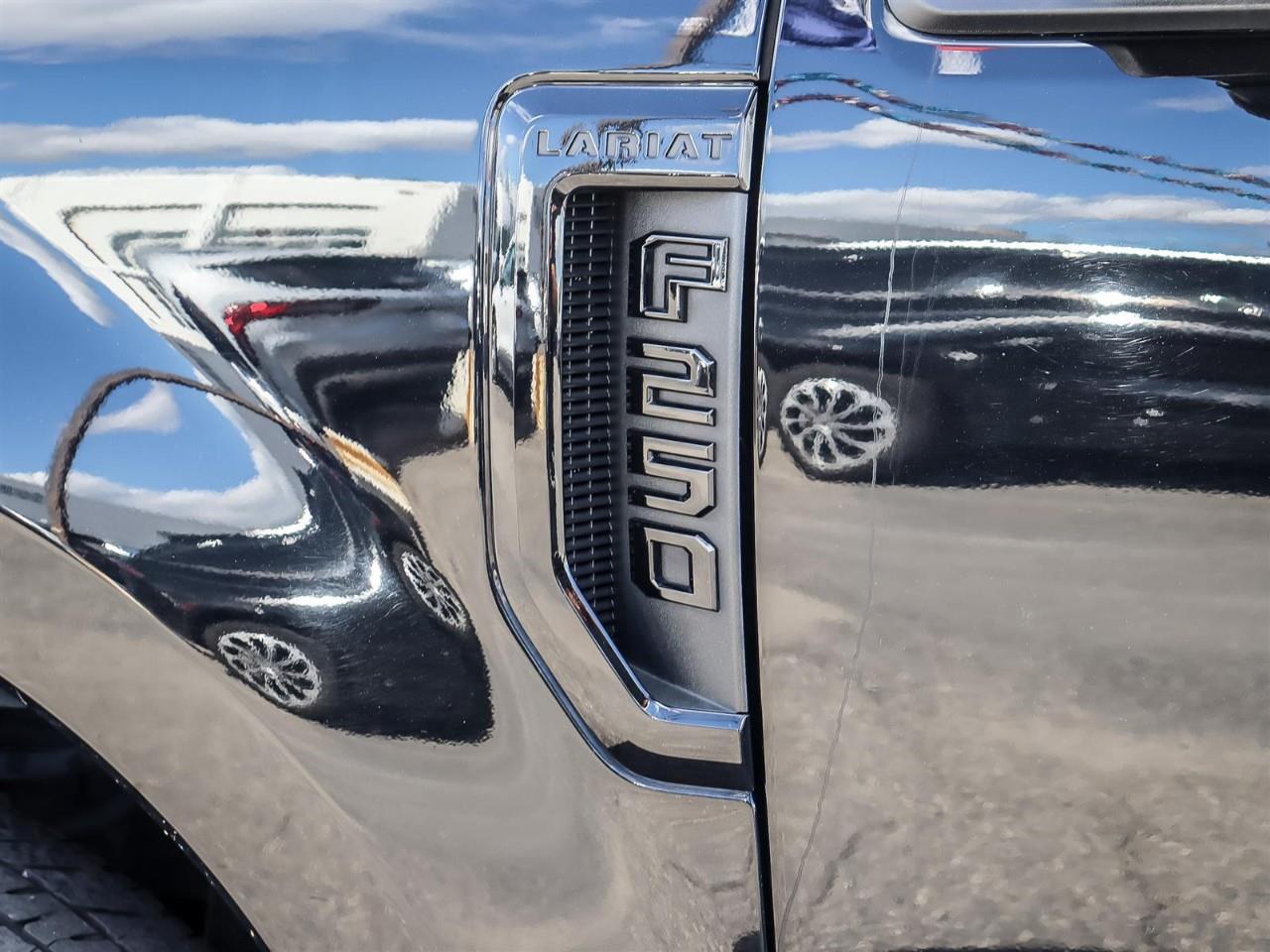 2022 Ford F-250 Diesel | Lariat | Apple Car Play | Crew Cab | Power | Photo