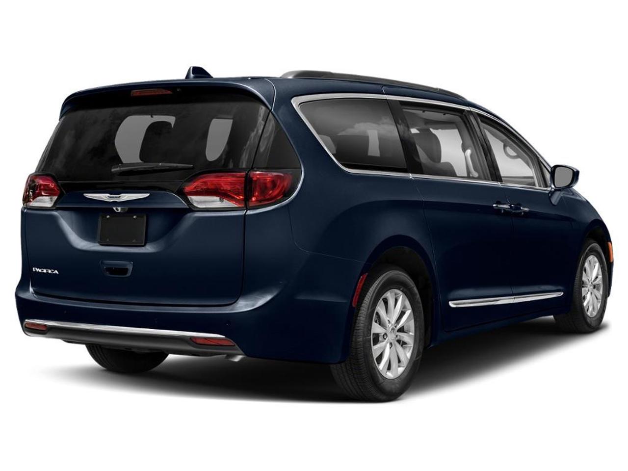 2017 Chrysler Pacifica Limited Photo