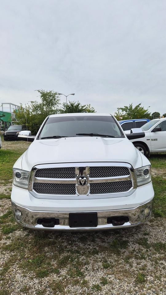 2013 RAM 1500 LARAMIE LONGHORN Photo2