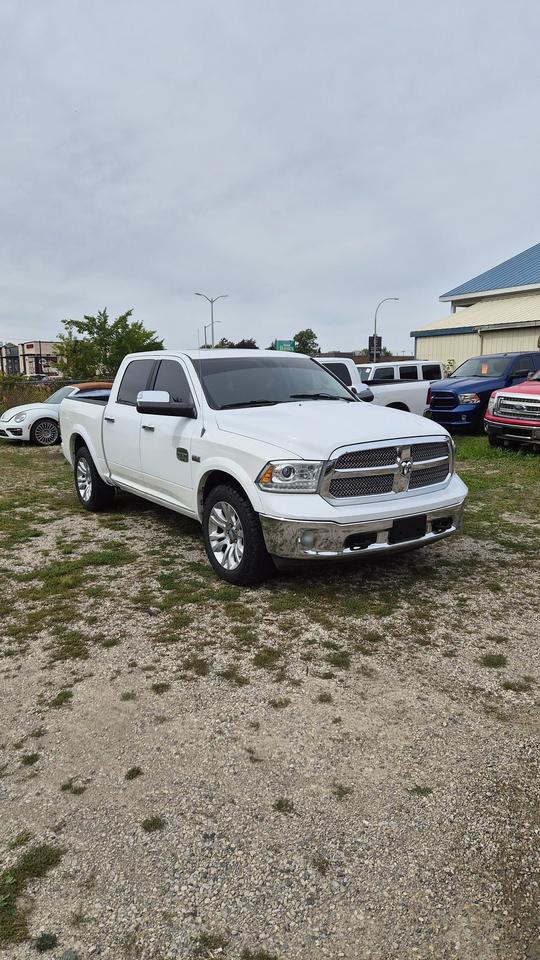 2013 RAM 1500 LARAMIE LONGHORN Photo3