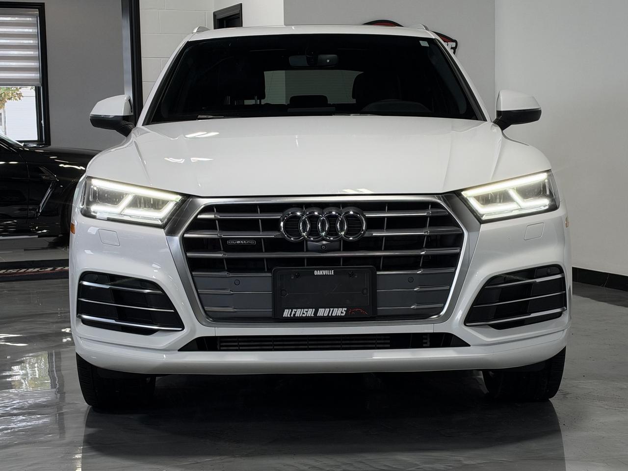 2018 Audi Q5 Technik S-Line, Navi, Backup, Sunroof Photo