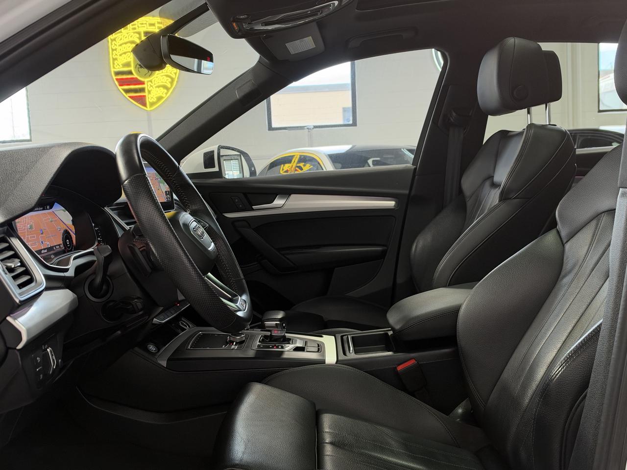 2018 Audi Q5 Technik S-Line, Navi, Backup, Sunroof Photo4