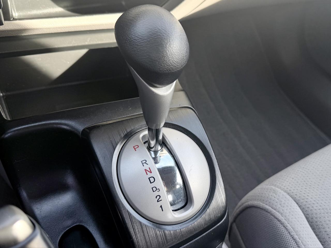 2009 Honda Civic FINANCING AVAILABLE Photo12