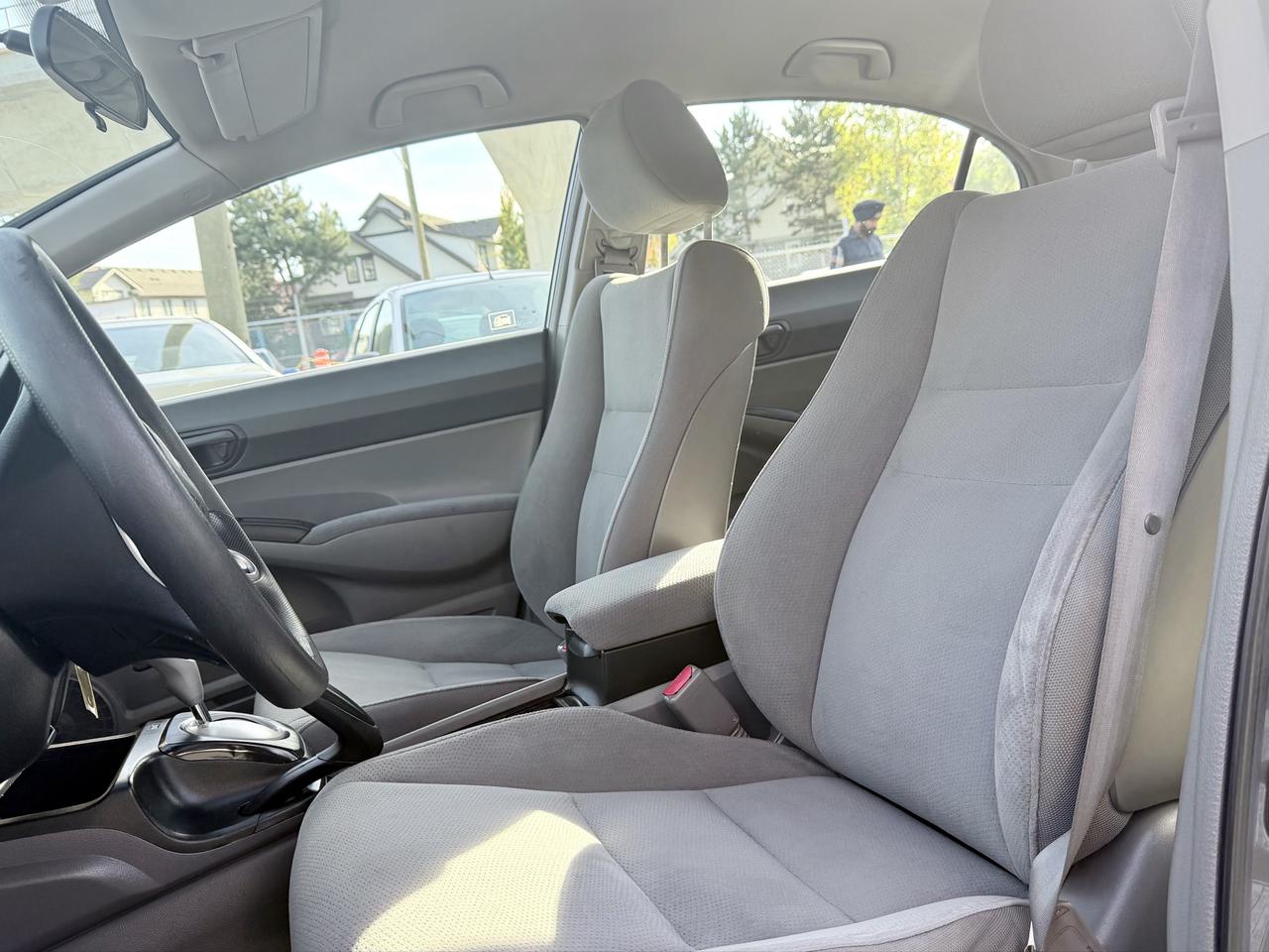 2009 Honda Civic FINANCING AVAILABLE Photo9