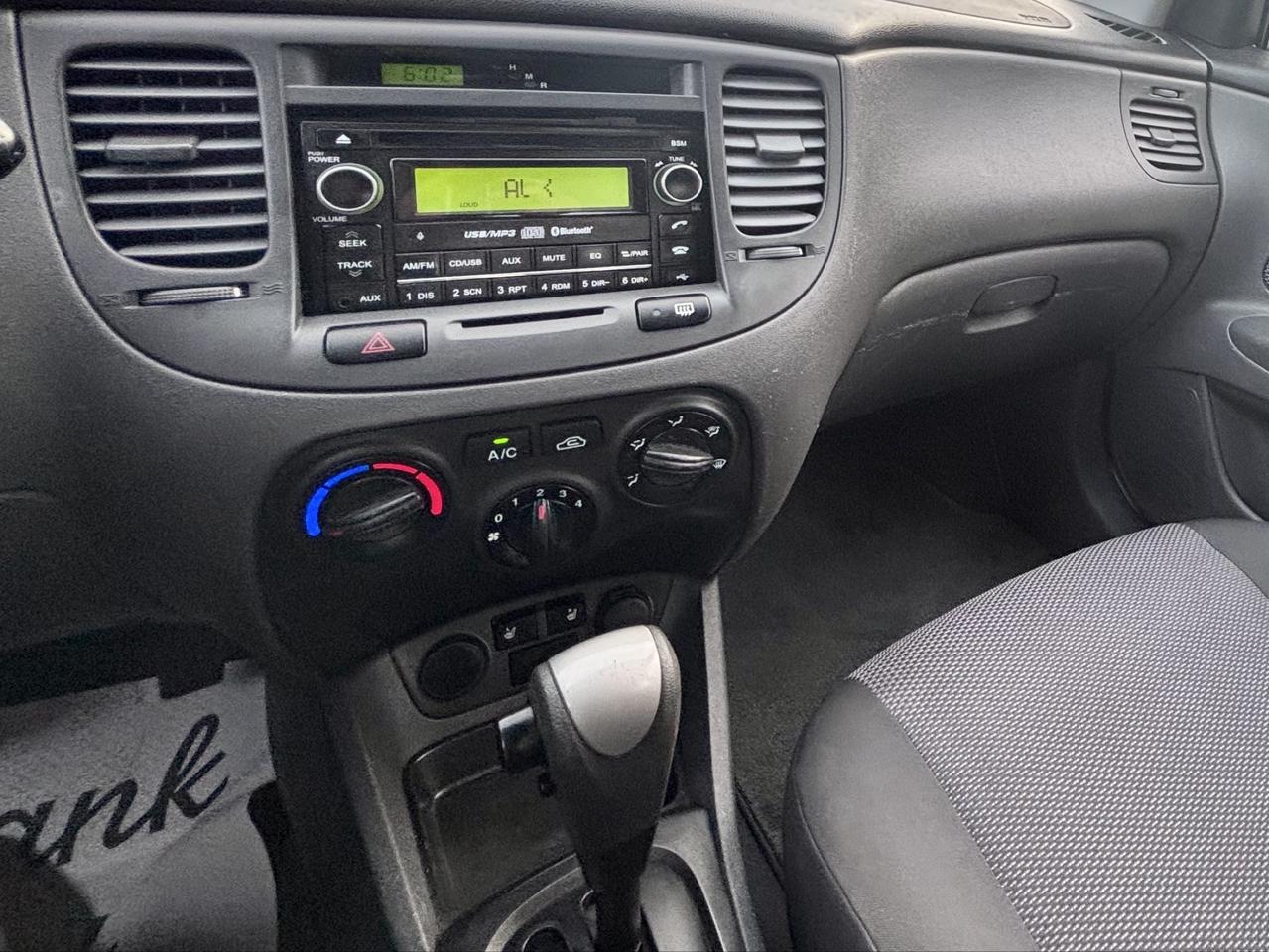 2009 Kia Rio FINANCING AVAILABLE Photo14