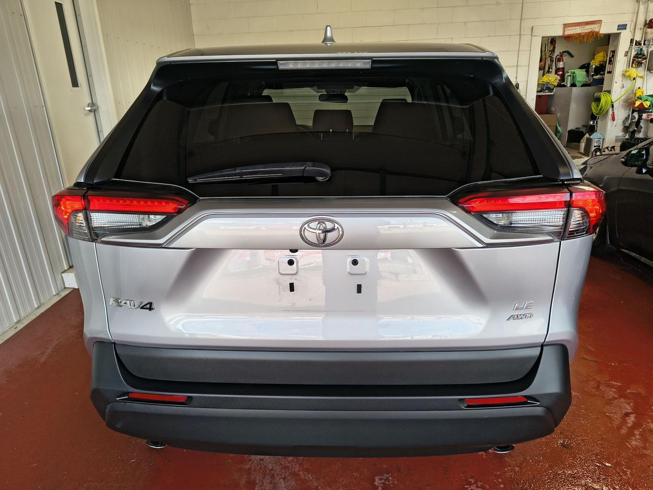 2023 Toyota RAV4 LE Photo