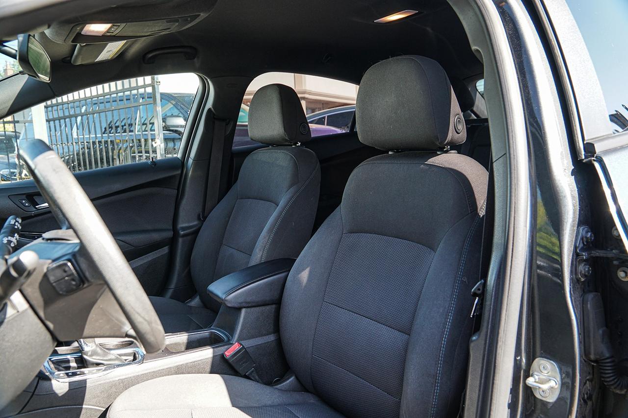 2019 Chevrolet Cruze LT | HEATED SEATS | CAM | BLUETOOTH Photo