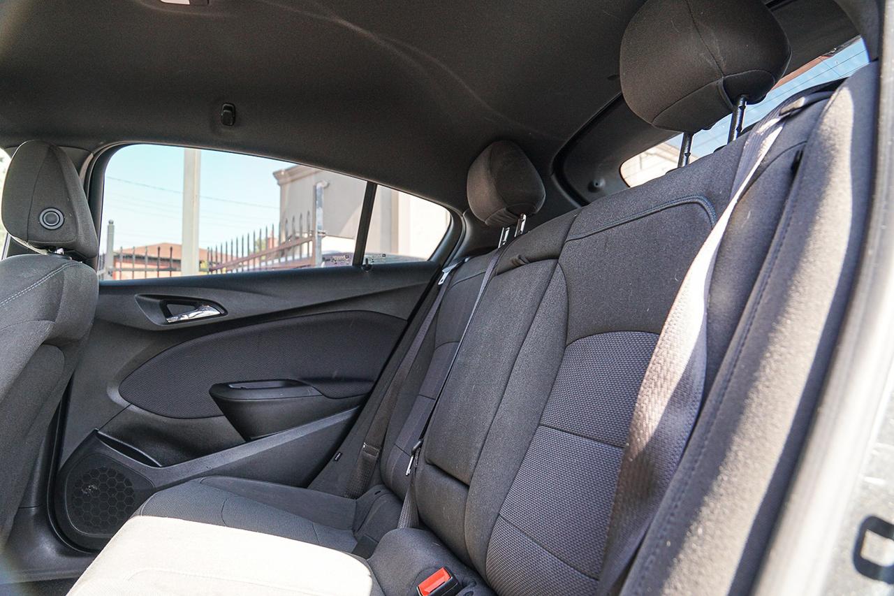 2019 Chevrolet Cruze LT | HEATED SEATS | CAM | BLUETOOTH Photo