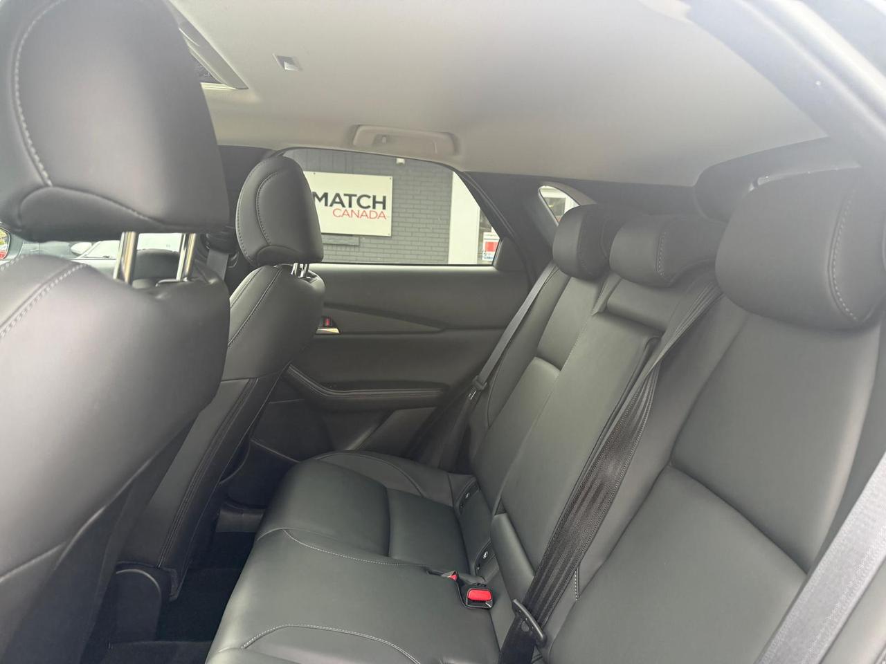 2024 Mazda CX-30 GS / NO ACCIDENTS / AWD / LEATHER / ROOF / 1 OWNER Photo