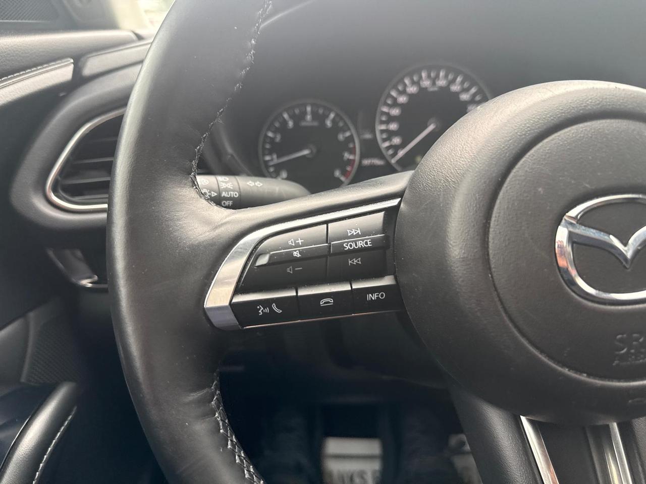 2024 Mazda CX-30 GS / NO ACCIDENTS / AWD / LEATHER / ROOF / 1 OWNER Photo