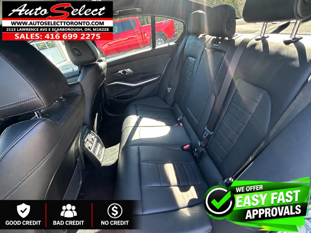 2021 BMW 330i xDrive AWD - Apple Carplay - Technology Pkg - Well Mainta Photo