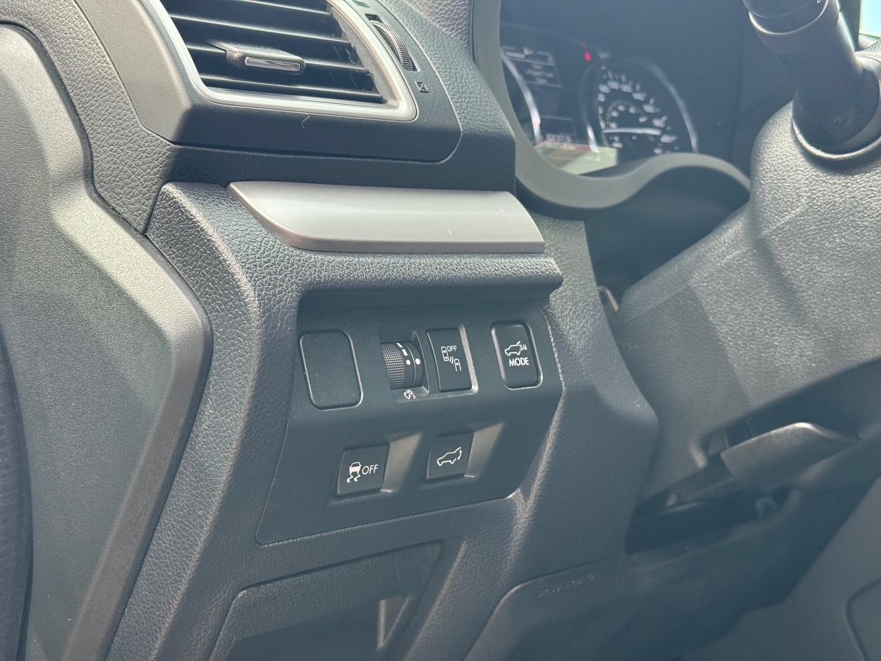 2017 Subaru Forester 2.5i Touring MANUAL | Touring | One Owner | Accident Free Photo