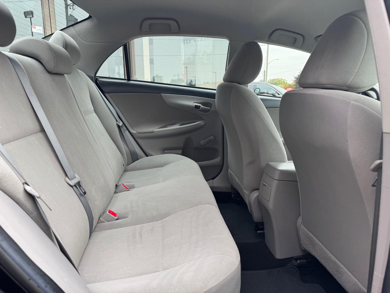 2013 Toyota Corolla CE LOW KMS | ONE OWNER | ACCIDENT FREE Photo