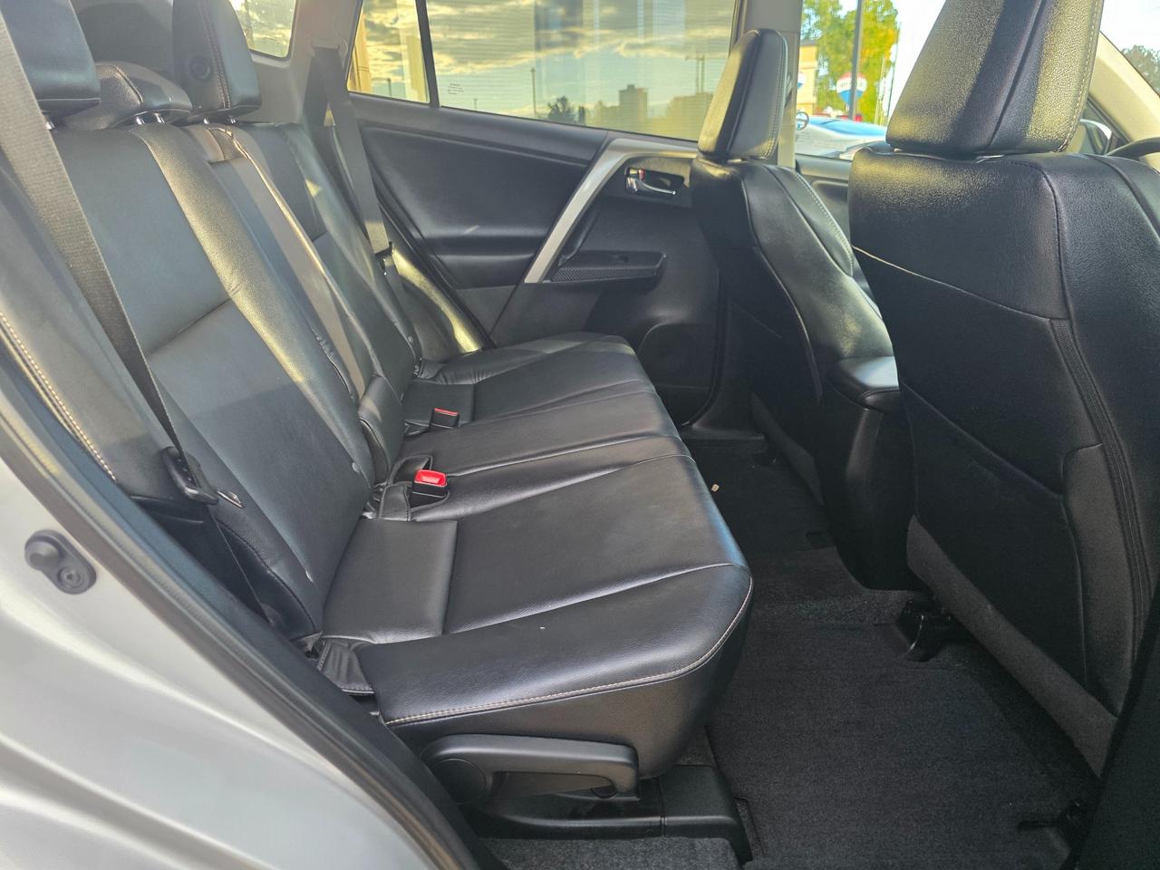 2015 Toyota RAV4 Limited AWD | Loaded | One Owner | Accident Free Photo