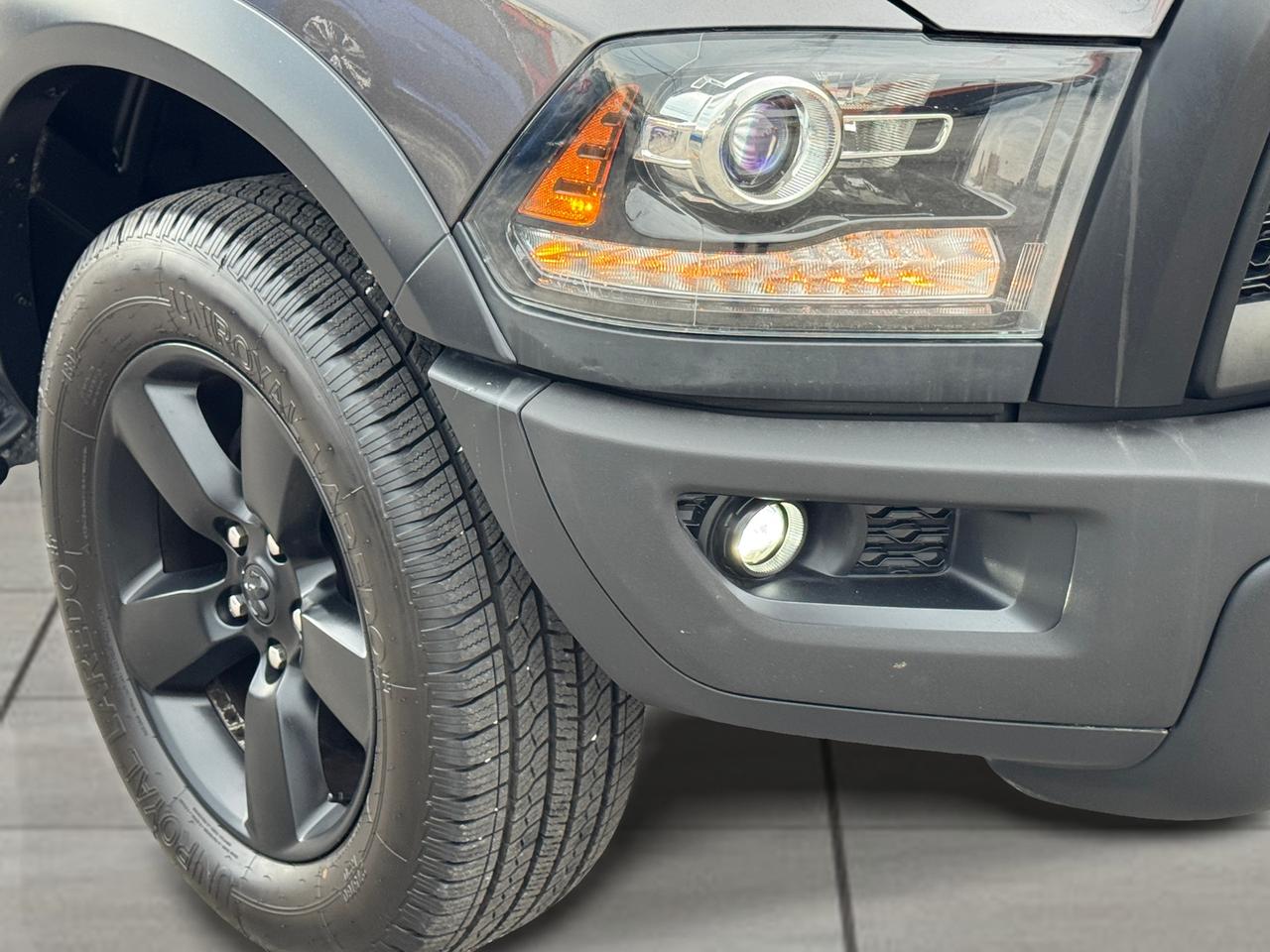 2019 RAM 1500 Classic Warlock 4x4 Crew 5.7L V8 HEMI+Tinted+Remote Start Photo