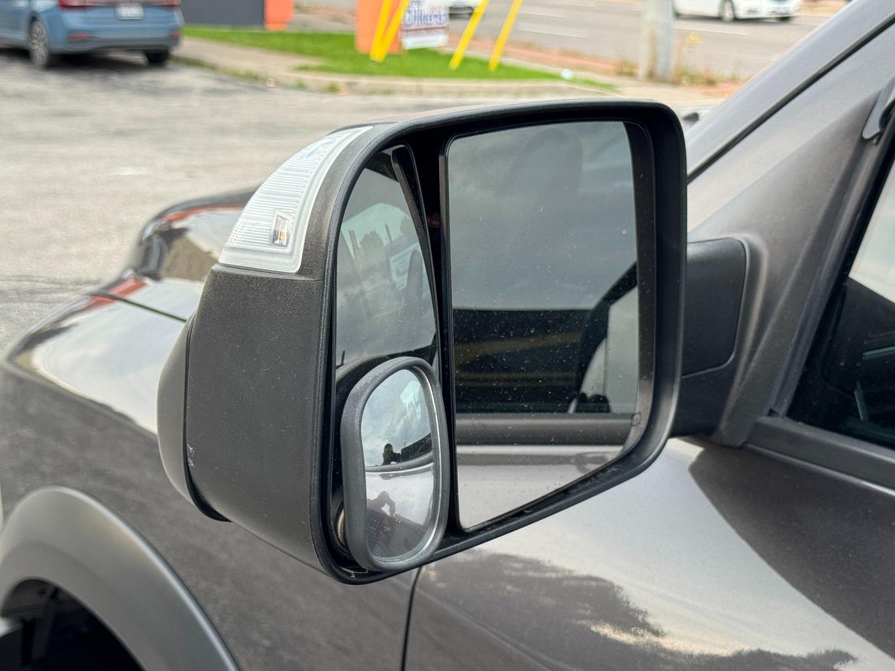 2019 RAM 1500 Classic Warlock 4x4 Crew 5.7L V8 HEMI+Tinted+Remote Start Photo