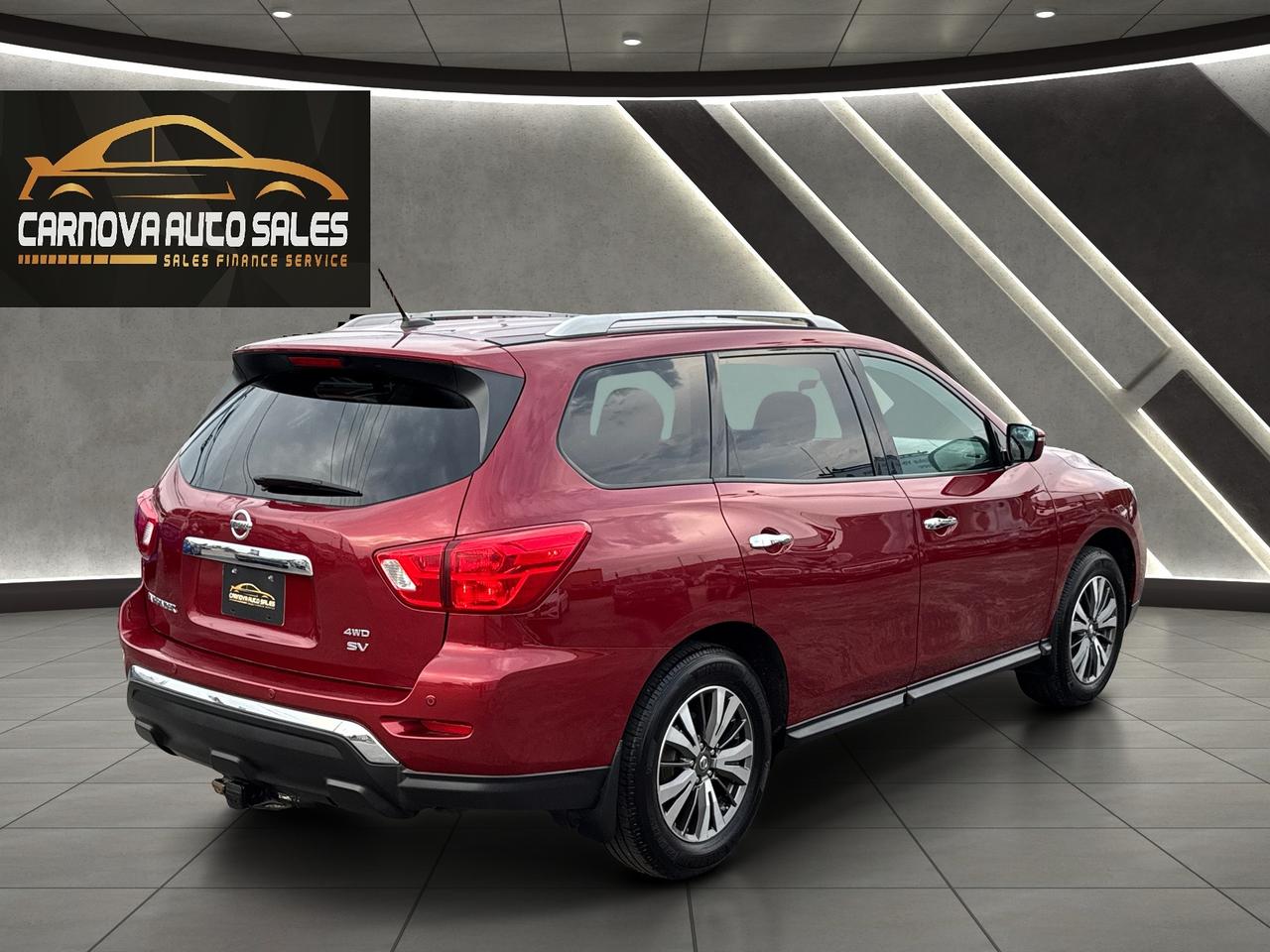 2017 Nissan Pathfinder SV 4WD 7 Passenger 3.5L V6+CLEAN CARFAX Photo