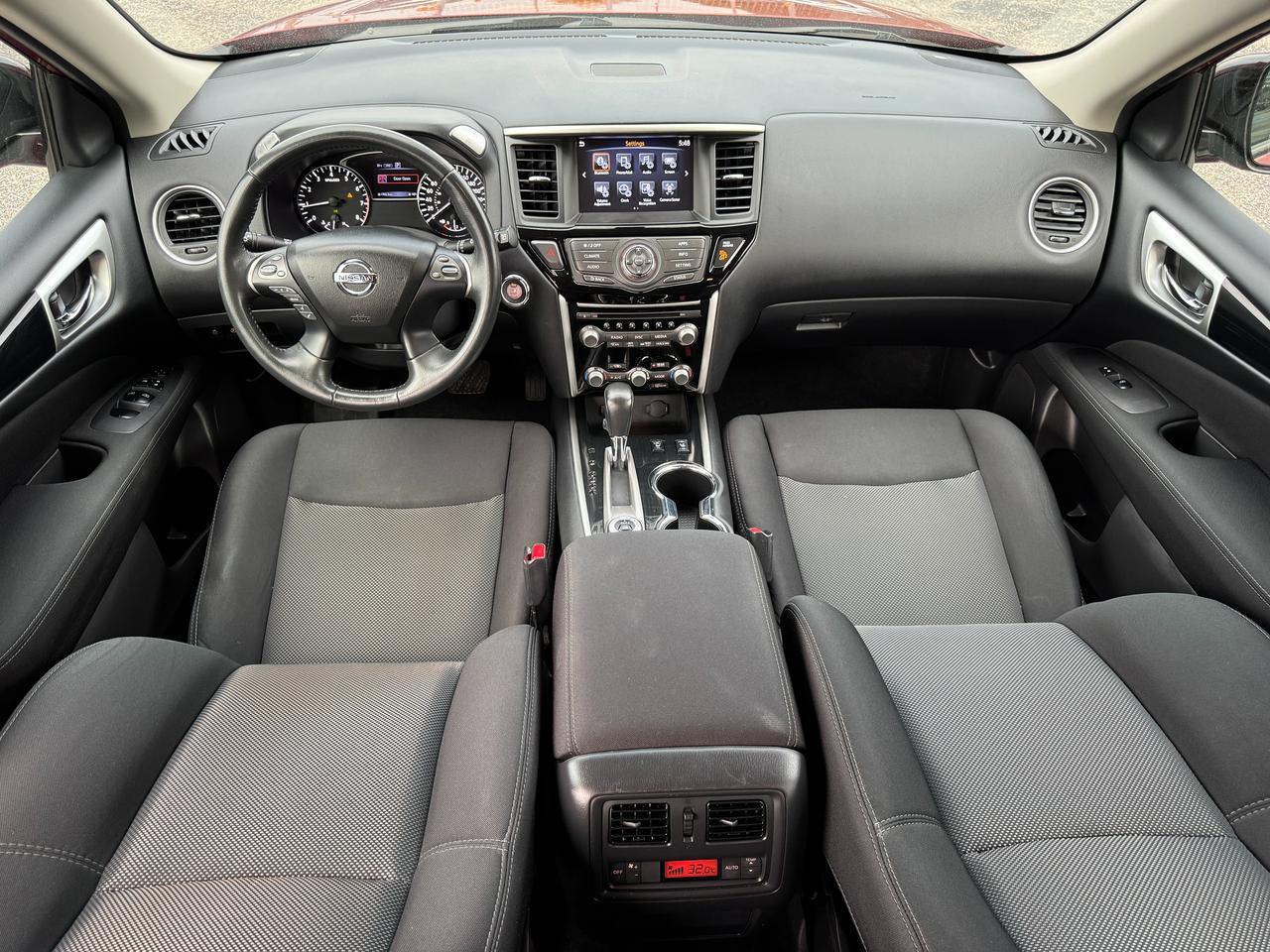 2017 Nissan Pathfinder SV 4WD 7 Passenger 3.5L V6+CLEAN CARFAX Photo